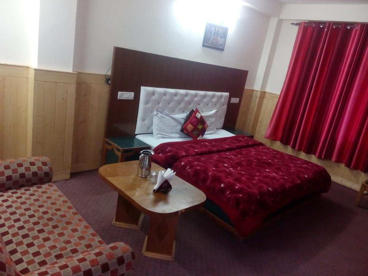 Gautam Hotel & Cottage Manāli Dış mekan fotoğraf