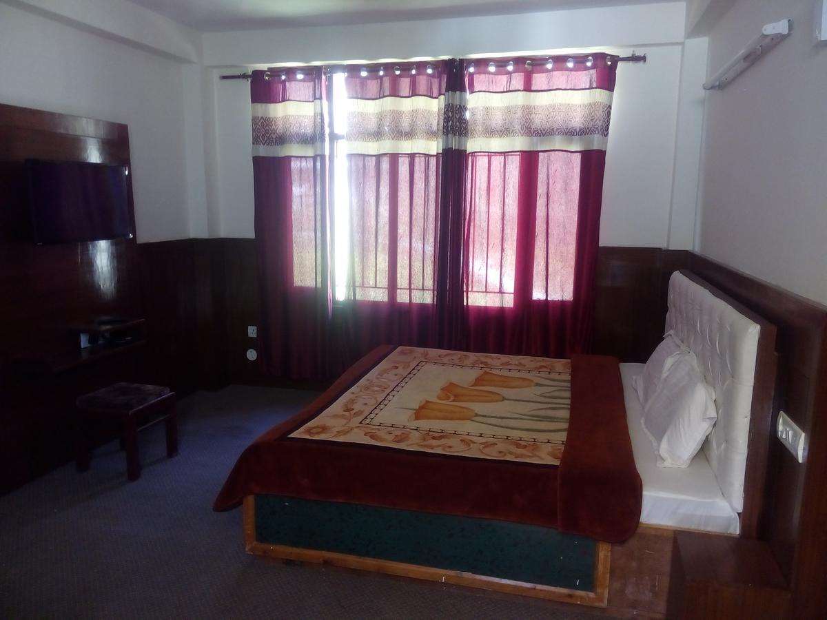 Gautam Hotel & Cottage Manāli Dış mekan fotoğraf